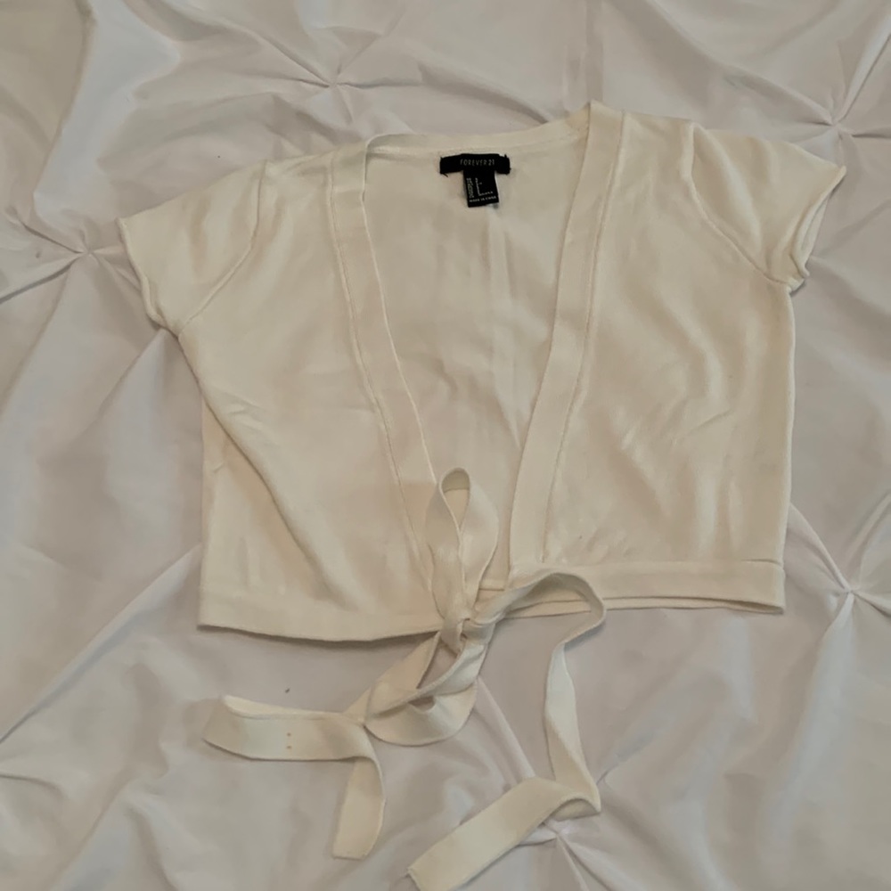 Sweater crop shirt